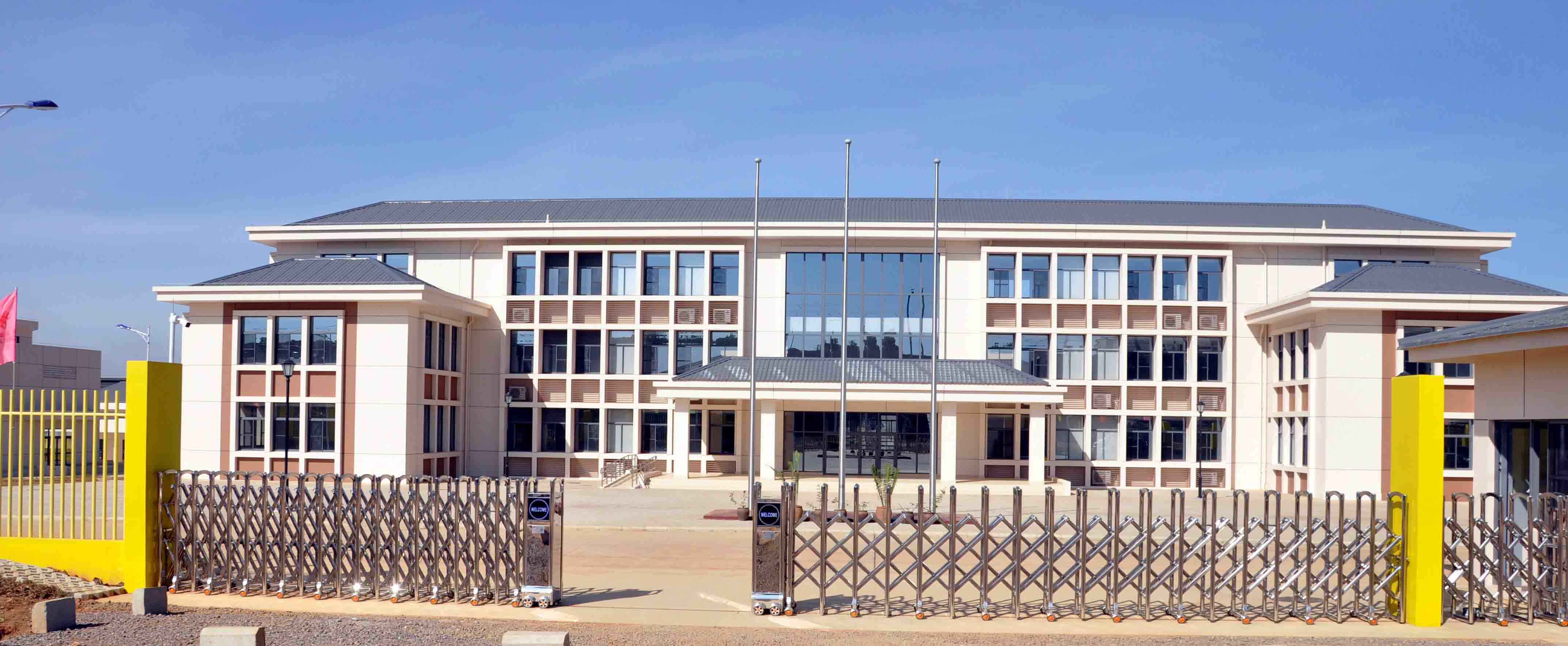 Industrial equipment and technical training environment at UIRI